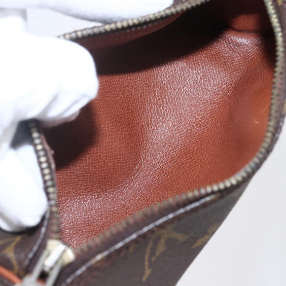 LOUIS VUITTON Monogram Papillon Pouch LV Auth fm4965