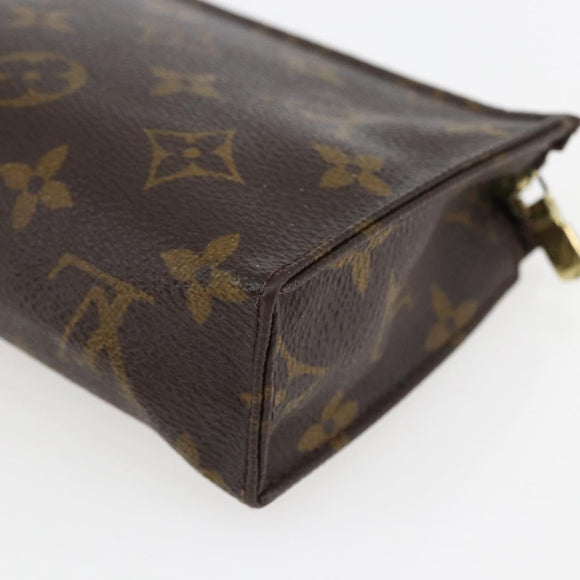 LOUIS VUITTON Monogram Poche Toilette 15 Etui M47546 LV Auth fm5107