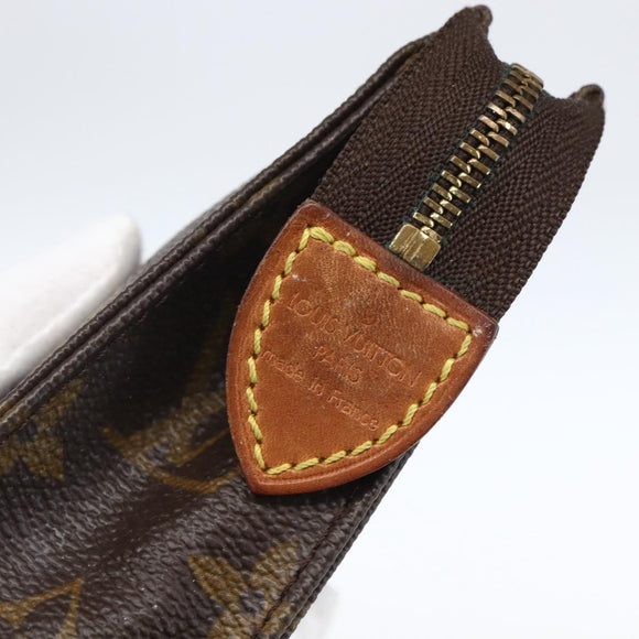 LOUIS VUITTON Monogram Poche Toilette 15 Etui M47546 LV Auth fm5107