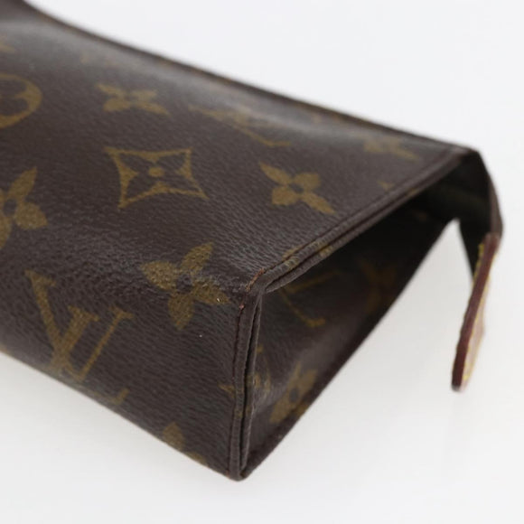 LOUIS VUITTON Monogram Poche Toilette 15 Etui M47546 LV Auth fm5107