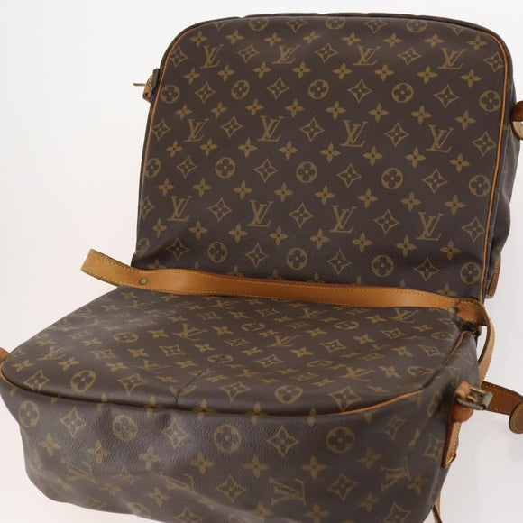 LOUIS VUITTON Monogram Saumur 35 Shoulder Bag M42254 LV Auth fm5198