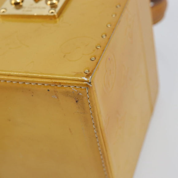 LOUIS VUITTON Monogram Vernis Bleecker Cosmetic Pouch Beige M91002 Auth gh1193