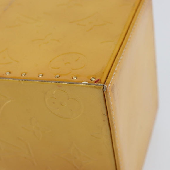 LOUIS VUITTON Monogram Vernis Bleecker Cosmetic Pouch Beige M91002 Auth gh1193