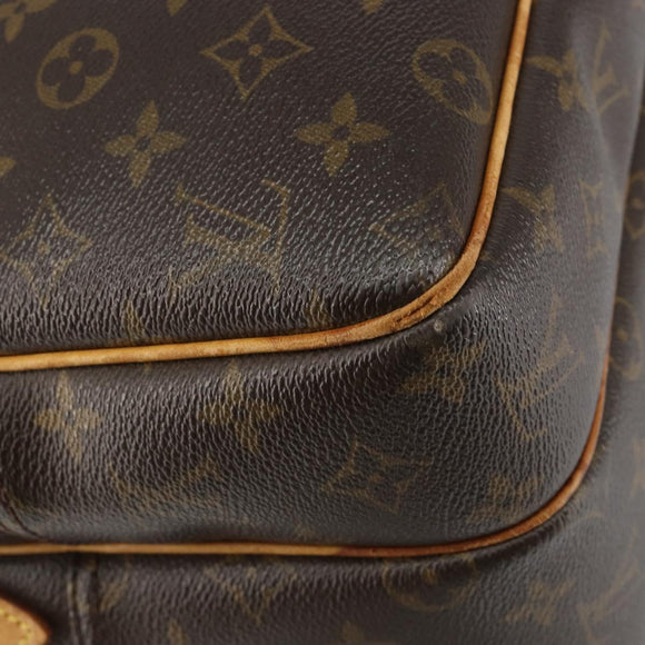 LOUIS VUITTON Monogram Reporter GM Shoulder Bag M45252 LV Auth gh1218