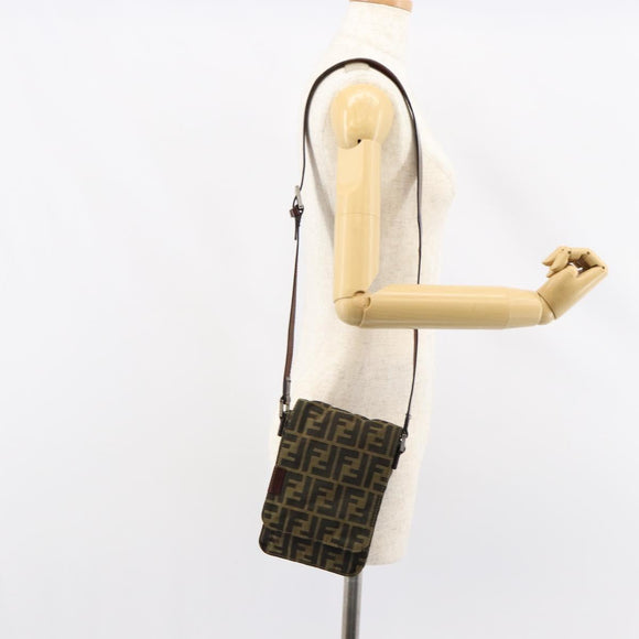 FENDI Zucca Canvas Shoulder Bag Black Brown Auth gh1238