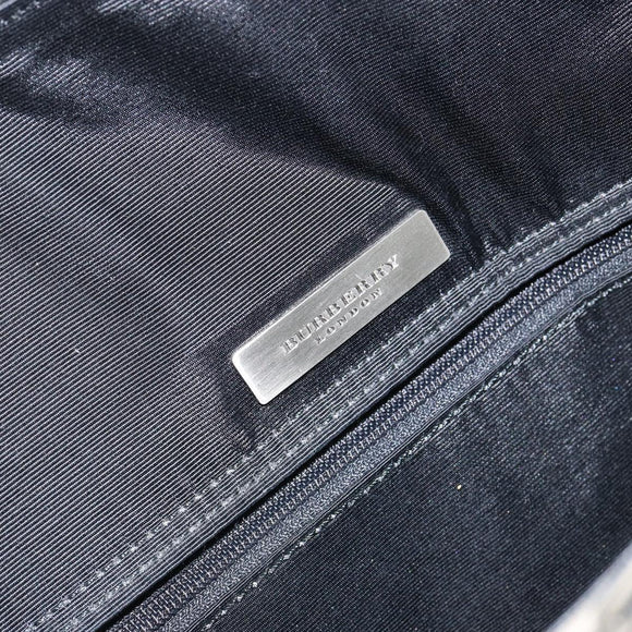 BURBERRY Shoulder Bag Leather Black Silver Auth gh1248