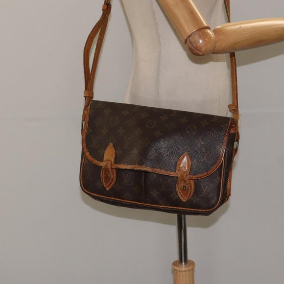 LOUIS VUITTON Monogram Givesier MM Shoulder Bag M42247 LV Auth gh159