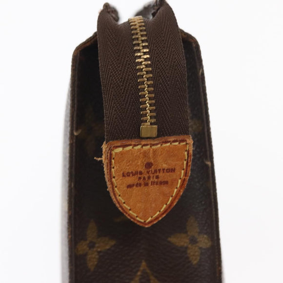 LOUIS VUITTON Monogram Poche Toilette 26 Pouch M47542 LV Auth gh1596