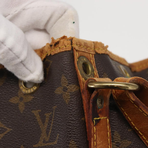 LOUIS VUITTON Monogram Noe Shoulder Bag M42224 LV Auth gh1606