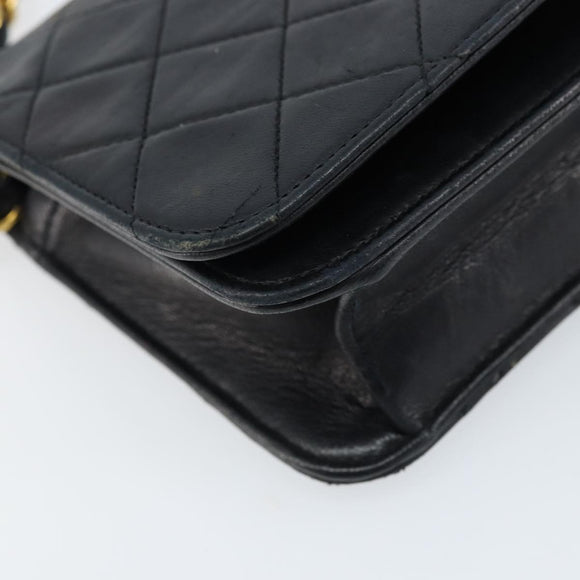 CHANEL Matelasse Chain Shoulder Bag Leather Black Gold CC Auth gh1758