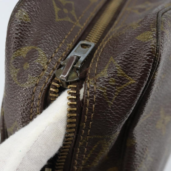 LOUIS VUITTON Monogram Trousse Toilette 28 Clutch Bag M47522 LV Auth gh1770