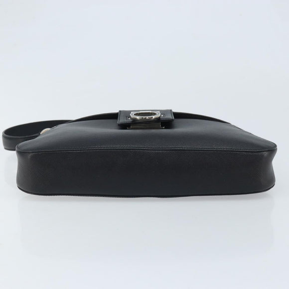 Salvatore Ferragamo Gancini Shoulder Bag Leather Black Silver Auth gh1877
