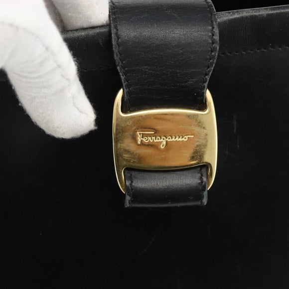 Salvatore Ferragamo Vala Shoulder Bag Leather Black Gold Auth gh1917