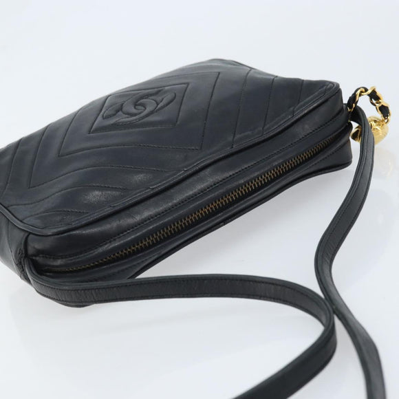 CHANEL Matelasse Shoulder Bag Lamb Skin Black Gold CC Auth gh1958
