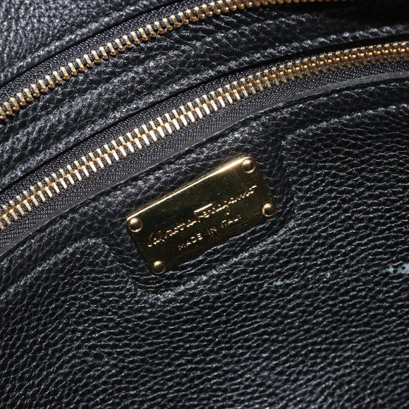 Salvatore Ferragamo Gancini Tragetasche Leder Schwarz Gold Auth gh2138