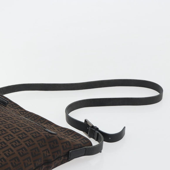 FENDI Zucchino Canvas Shoulder Bag Brown Auth gh2178