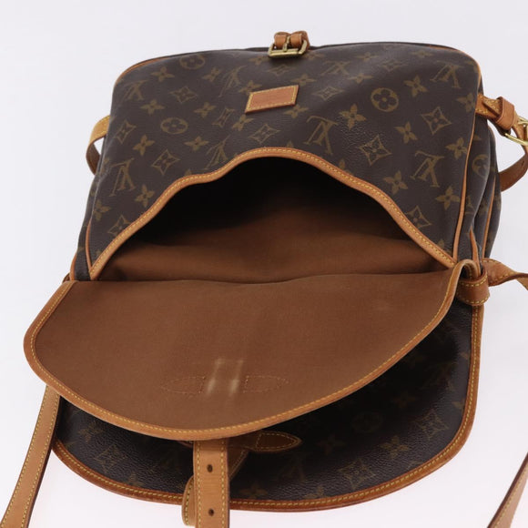LOUIS VUITTON Monogram Saumur 30 Shoulder Bag M42256 LV Auth gh2291A