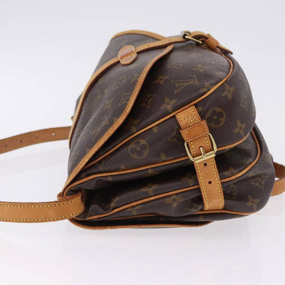 LOUIS VUITTON Monogram Saumur 30 Shoulder Bag M42256 LV Auth gh2291A