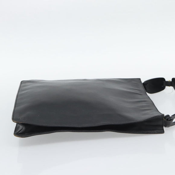 GUCCI Shoulder Bag Leather Black 001 2122 Auth gh2309