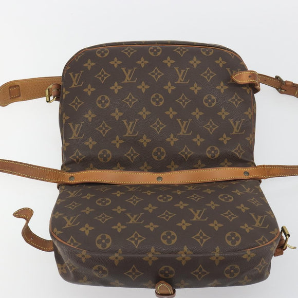 LOUIS VUITTON Monogram Saumur 30 Shoulder Bag M42256 LV Auth gh2324
