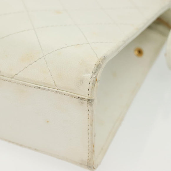 CHANEL Matelasse Chain Shoulder Bag Caviar Skin White Gold CC Auth gh580