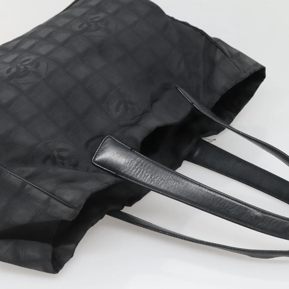 CHANEL New Travel line Tote Bag Nylon Black CC Auth gh623