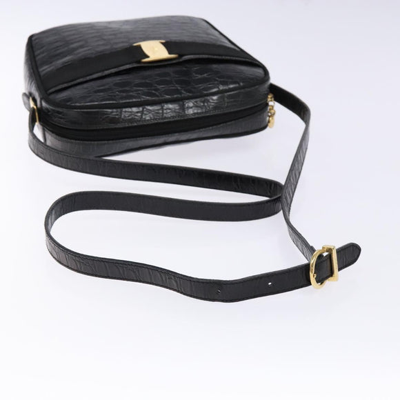 Salvatore Ferragamo Vala Shoulder Bag Leather Black Gold Auth gh626