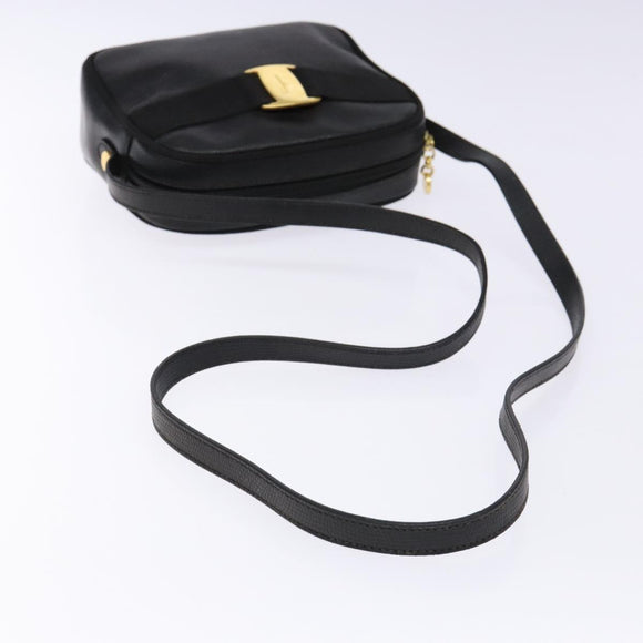 Salvatore Ferragamo Shoulder Bag Leather Black Gold Auth gh755