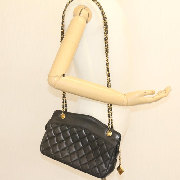 CHANEL Lamb Skin Matelasse Chain Shoulder Bag Black CC Auth am1201gV