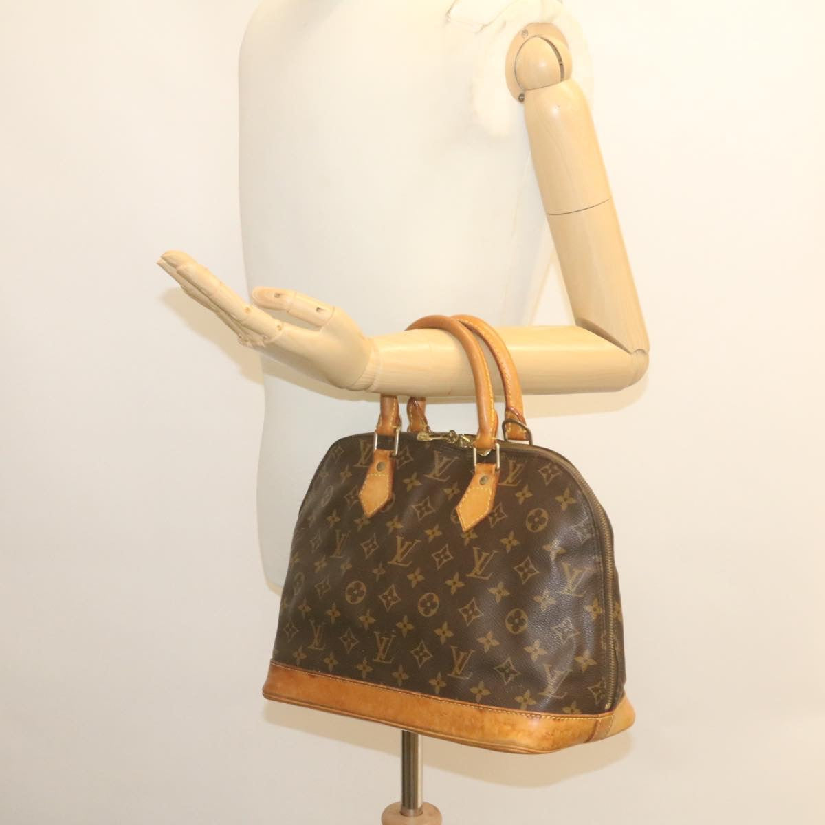 LOUIS VUITTON Monogram Alma Hand Bag M51130 LV Auth am2284g