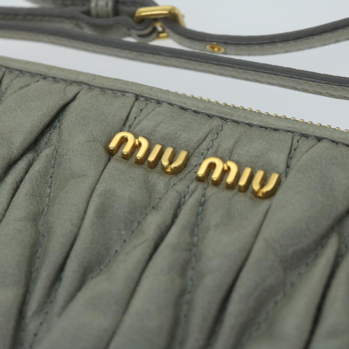 Miu Miu Materasse Pouch Leather Gray Auth hk1032