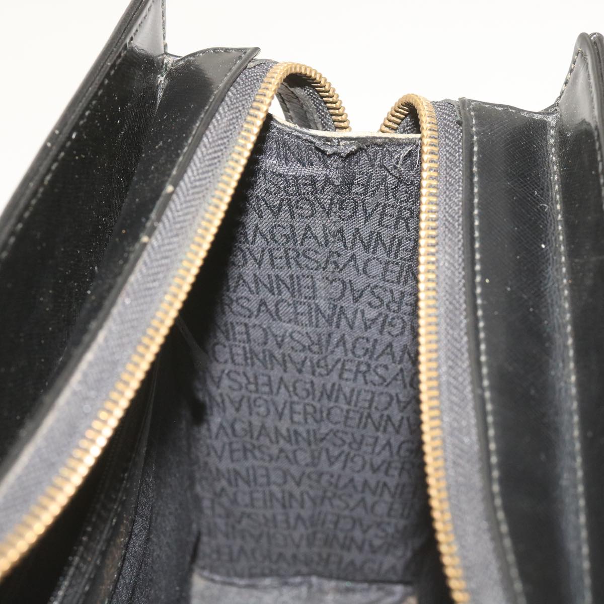 Gianni Versace Shoulder Bag Leather Black Auth hk1143