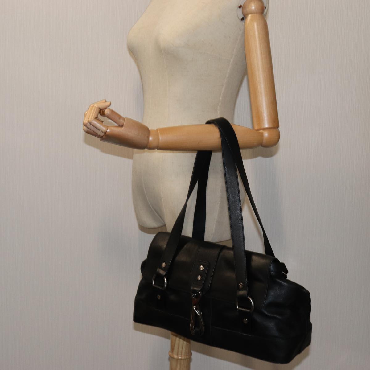 CELINE Shoulder Bag Leather Black Auth hk1202