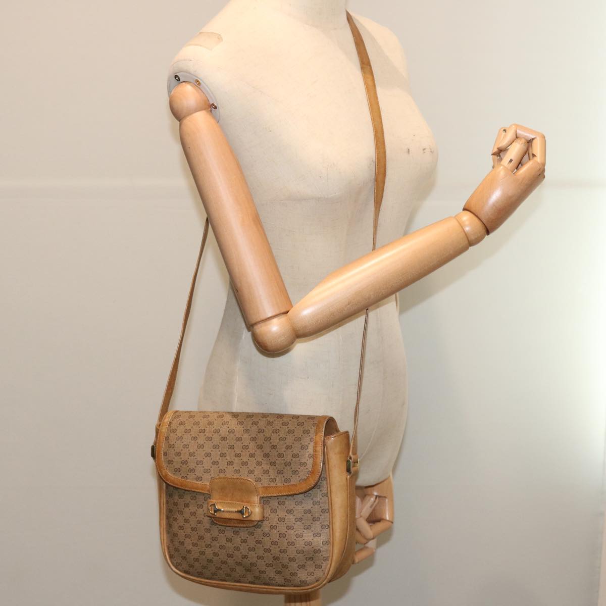 GUCCI Micro GG Canvas Shoulder Bag PVC Beige Auth hk1244