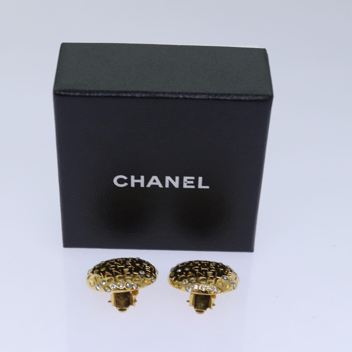 CHANEL Earring metal Gold CC Auth hk1467