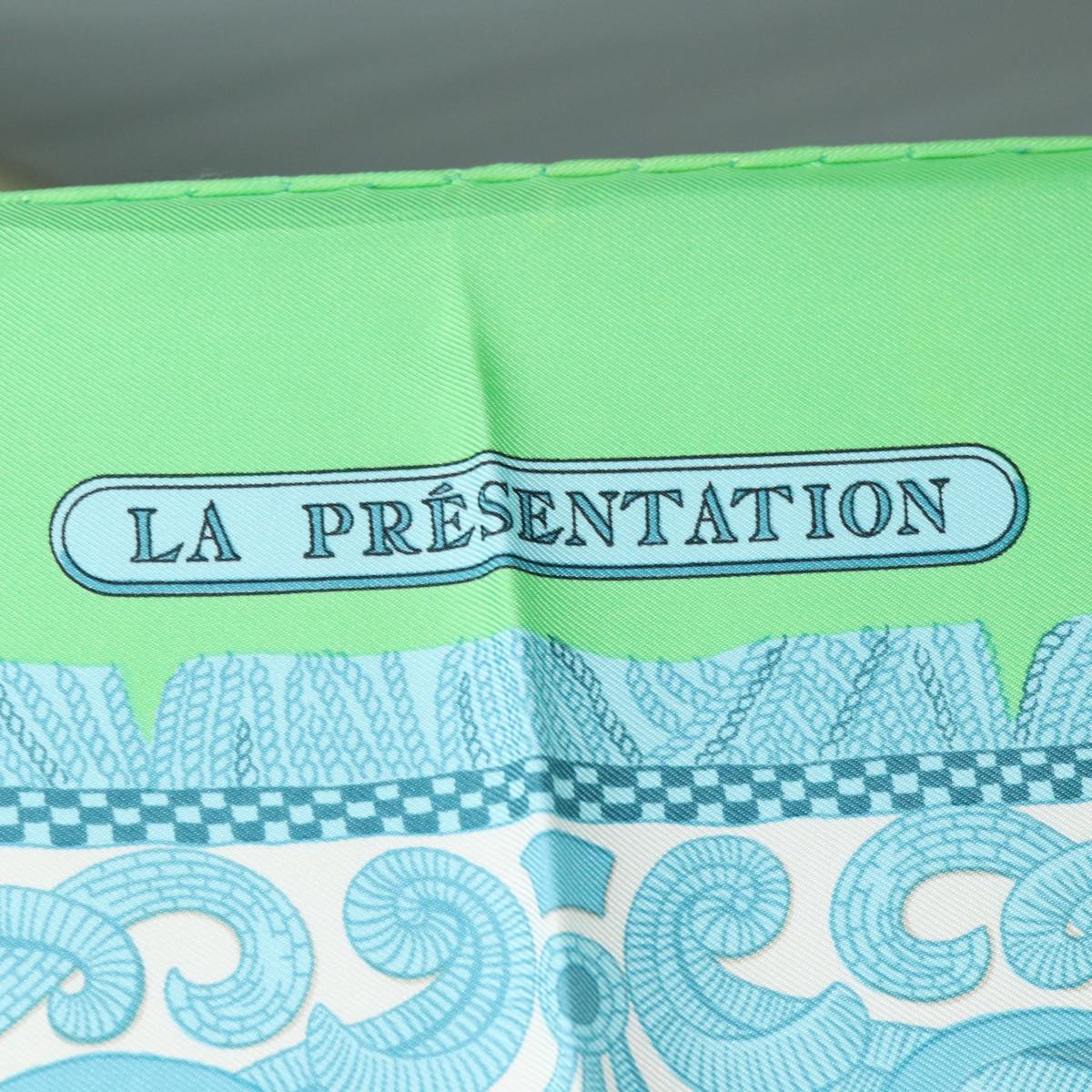 HERMES Carre90 Scarf ""LA PRESENTATION"" Silk Green Auth hk1477