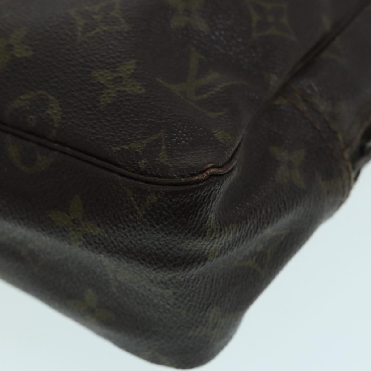 LOUIS VUITTON Monogram Trousse Toilette 28 Clutch Bag M47522 LV Auth hk1493