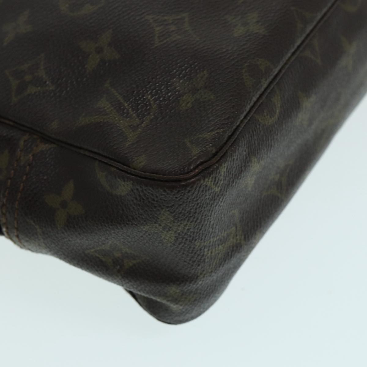 LOUIS VUITTON Monogram Trousse Toilette 28 Clutch Bag M47522 LV Auth hk1493