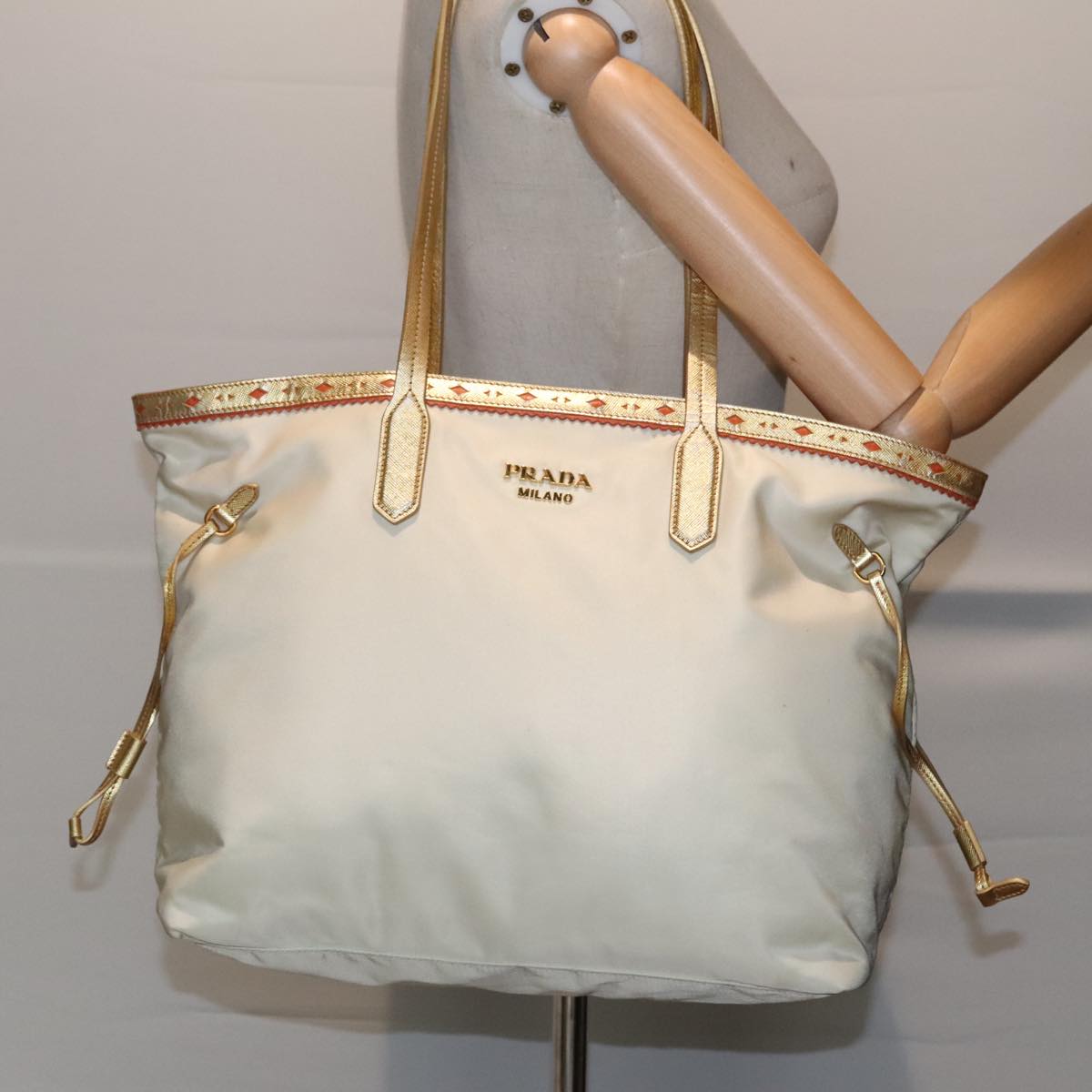 PRADA Tote Bag Nylon Beige Gold Tone Auth hk1671