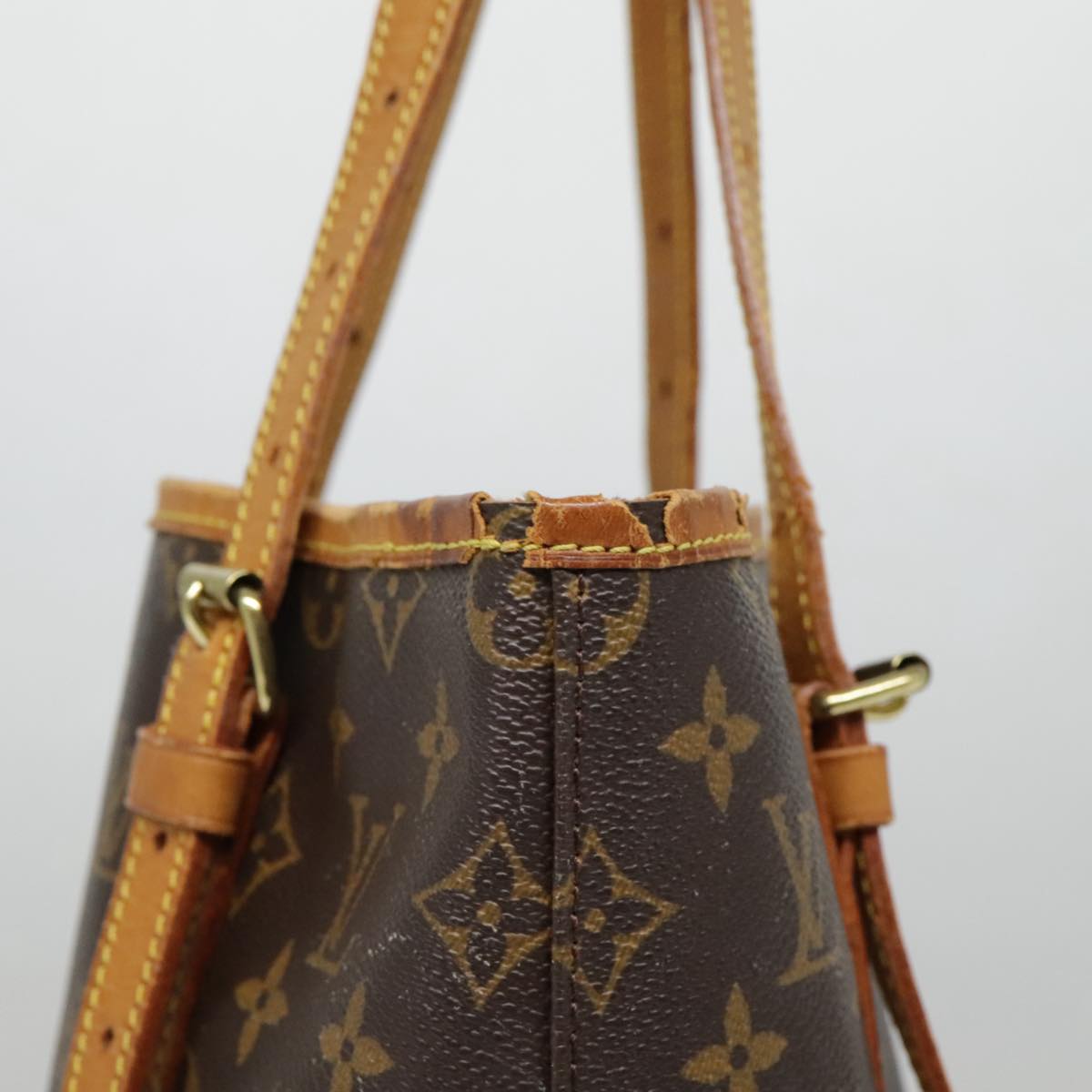 LOUIS VUITTON Monogram Bucket GM Shoulder Bag M42236 LV Auth hk1680