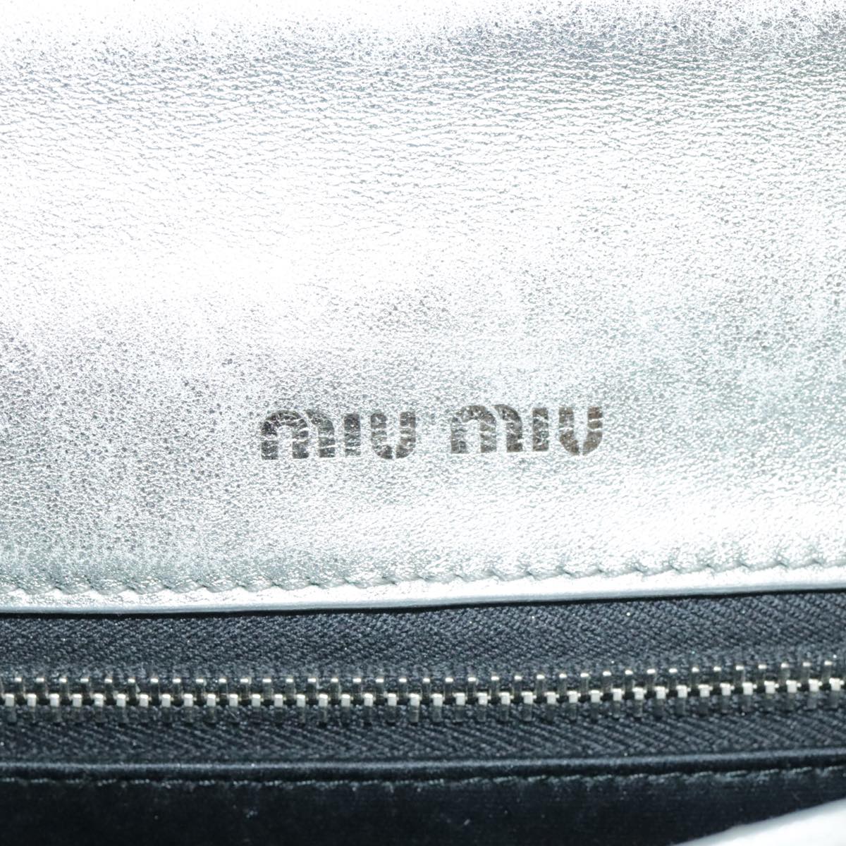 Miu Miu Matelasse Chain Shoulder Bag Leather Silver Auth hk1730