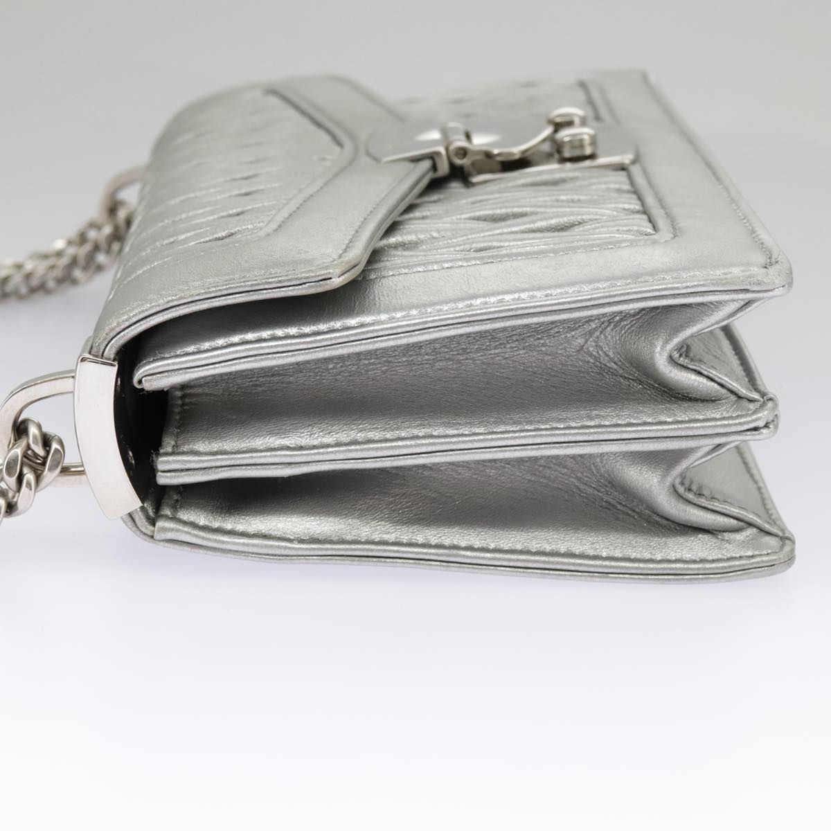 Miu Miu Matelasse Chain Shoulder Bag Leather Silver Auth hk1730