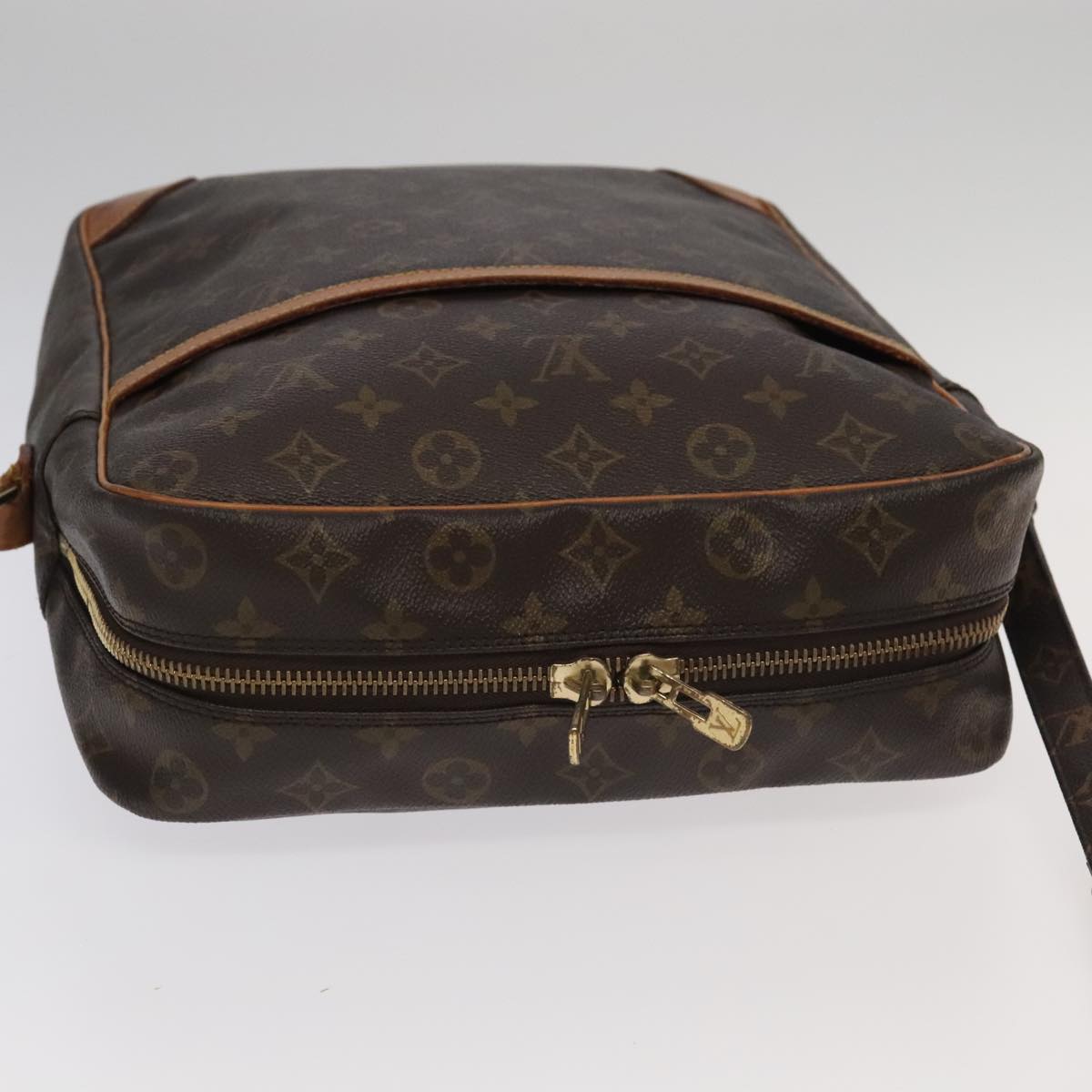 LOUIS VUITTON Monogram Danube GM Shoulder Bag M45262 LV Auth hk1822