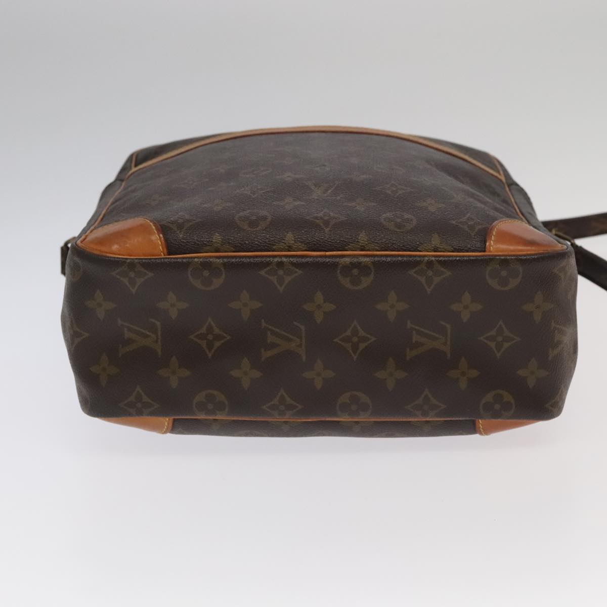 LOUIS VUITTON Monogram Danube GM Shoulder Bag M45262 LV Auth hk1822