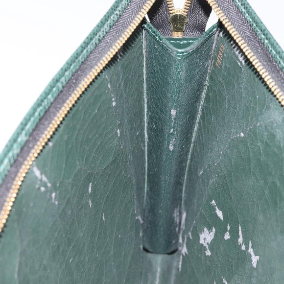 LOUIS VUITTON Taiga Poche Toilette 26 Pouch Epicea LV Auth hk2176