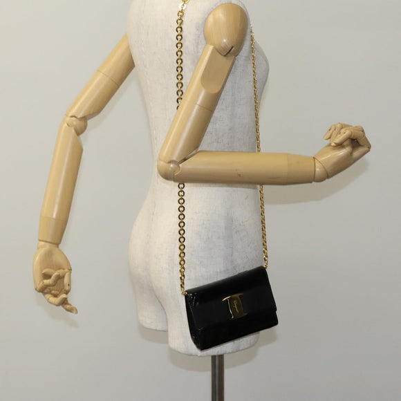 Salvatore Ferragamo Vala Chain Shoulder Bag Enamel Black Gold Auth hk2388