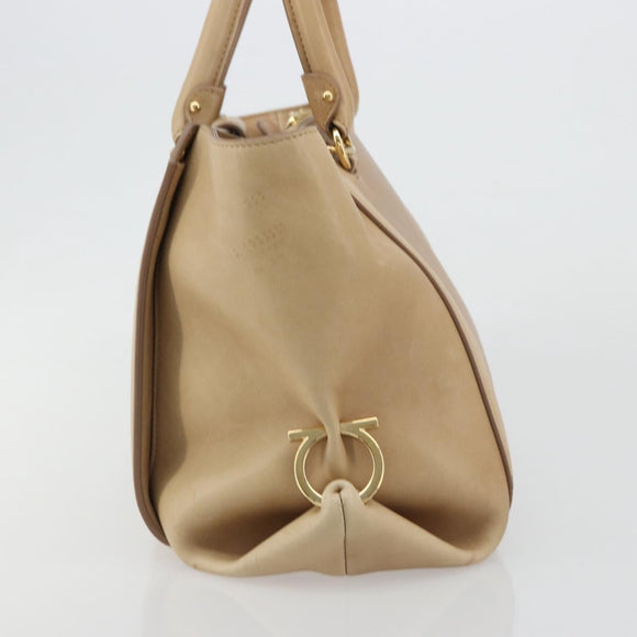Salvatore Ferragamo Gancini Handtasche Leder Beige Gold Auth hk2805