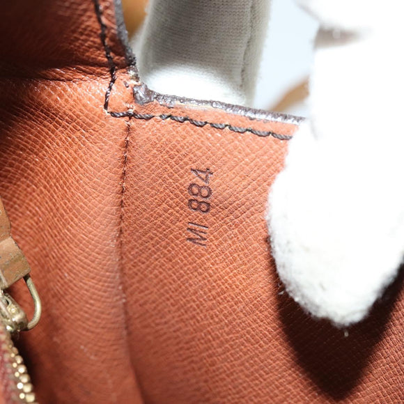 LOUIS VUITTON Monogram Saint Cloud MM Shoulder Bag M51243 LV Auth hk2870