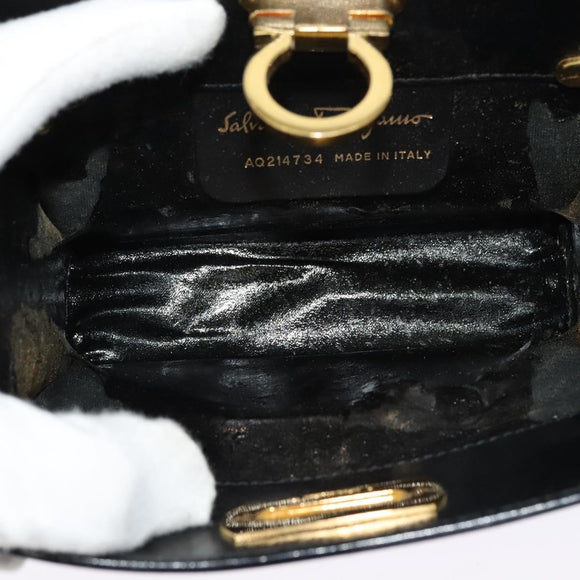Salvatore Ferragamo Gancini Chain Shoulder Bag Leather Black Gold Auth hk2925