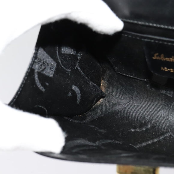 Salvatore Ferragamo Gancini Chain Shoulder Bag Leather Black Gold Auth hk2926